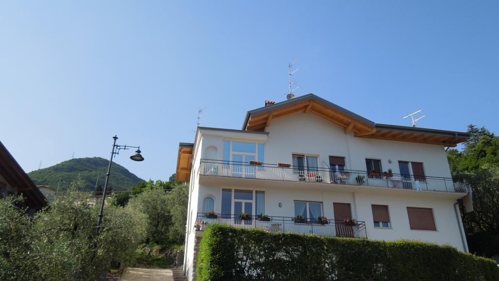 Garda View Guest House Tenno Ngoại thất bức ảnh